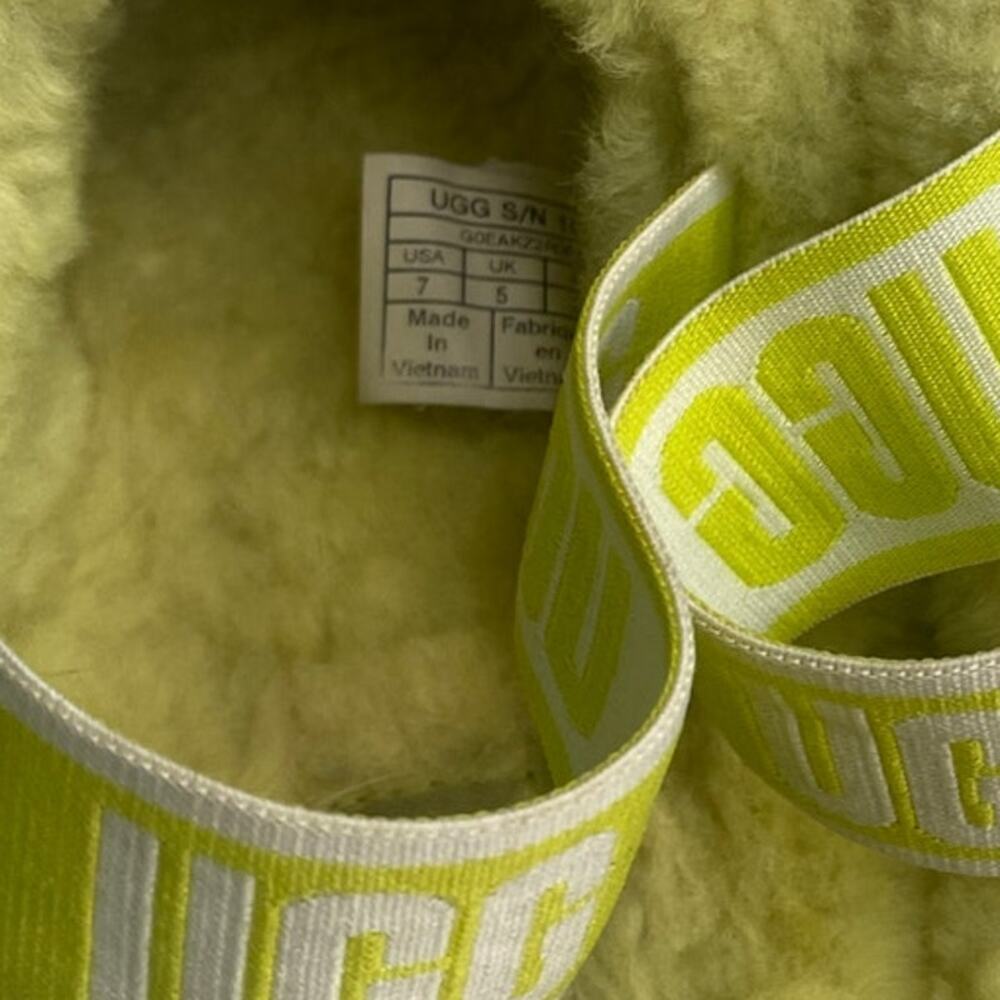 UGG Women's Fluff Yeah Sandal Size 7 Yellow Gray Furry Fuzzy Slipper Slide - Picture 9 of 12